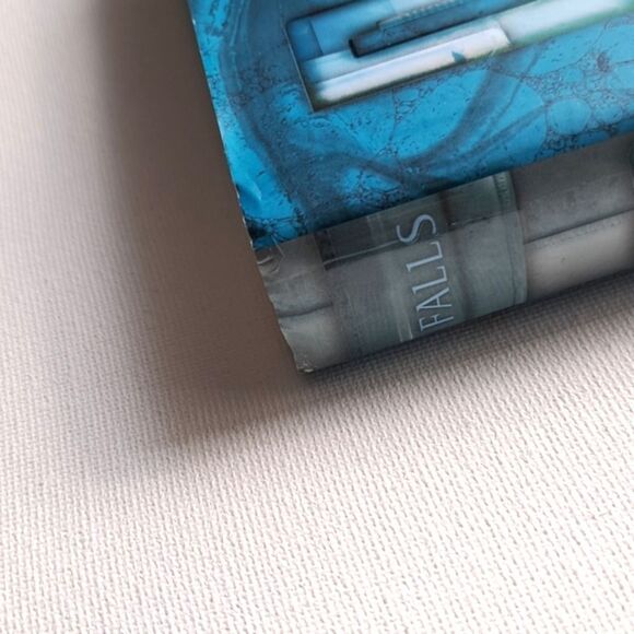 Dark Life By Kat Falls - Picture 3 of 7